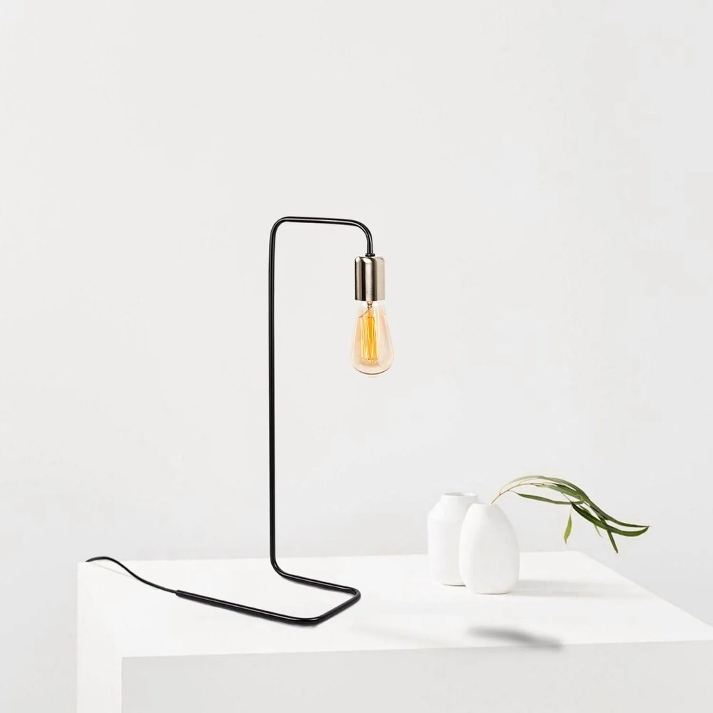 Candeeiro de Mesa Denge – Preto e Níquel – 17 x 28 cm