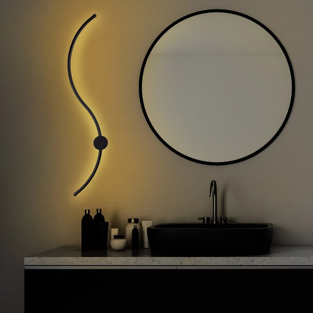 Aplique de Parede Uyan – Preto – 90 cm x 17 cm x 10 cm
