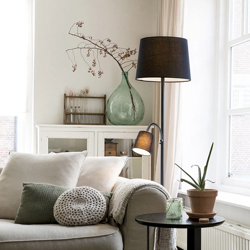 Candeeiro de Pé Clássico Preto com Abajur Preto e Luz de Leitura - Retro