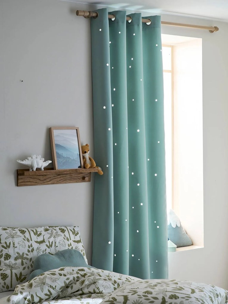 Agora -25%: Cortinado com ilhós, opaco e com motivos perfurados verde medio estampado