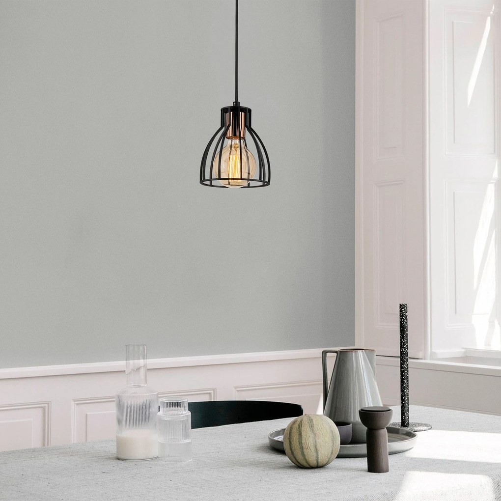 Chandelier Kemah – Preto – Diâmetro 15 cm, Altura 108 cm