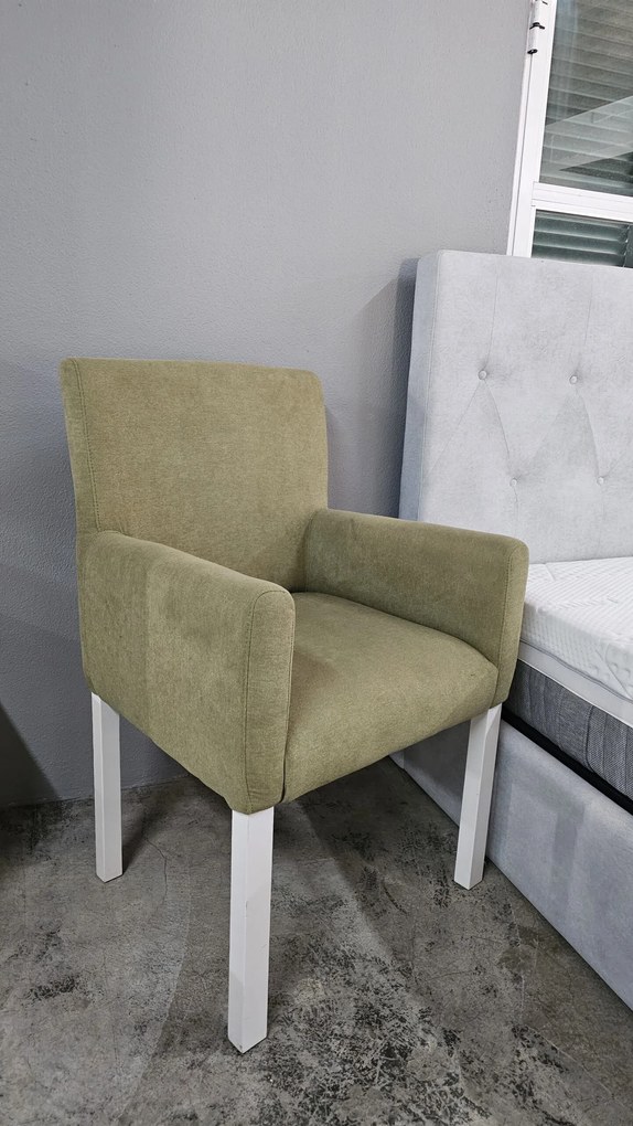 Cadeira ARQ Conti (Personalizavel)