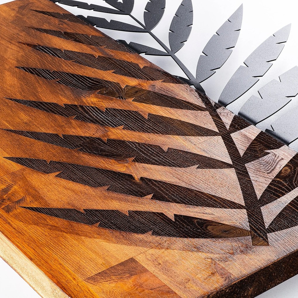 Acessório Decorativo de Parede Leaf 3 – Nogueira e Preto – 50 x 58 cm