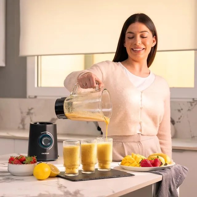 Liquidificador Power Black Titanium 2300MAX Mix Go