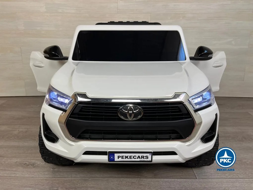 Carro eletrico crianças Toyota Hilux 12v 2.4G com Ecrã Tactil MP4 Branco