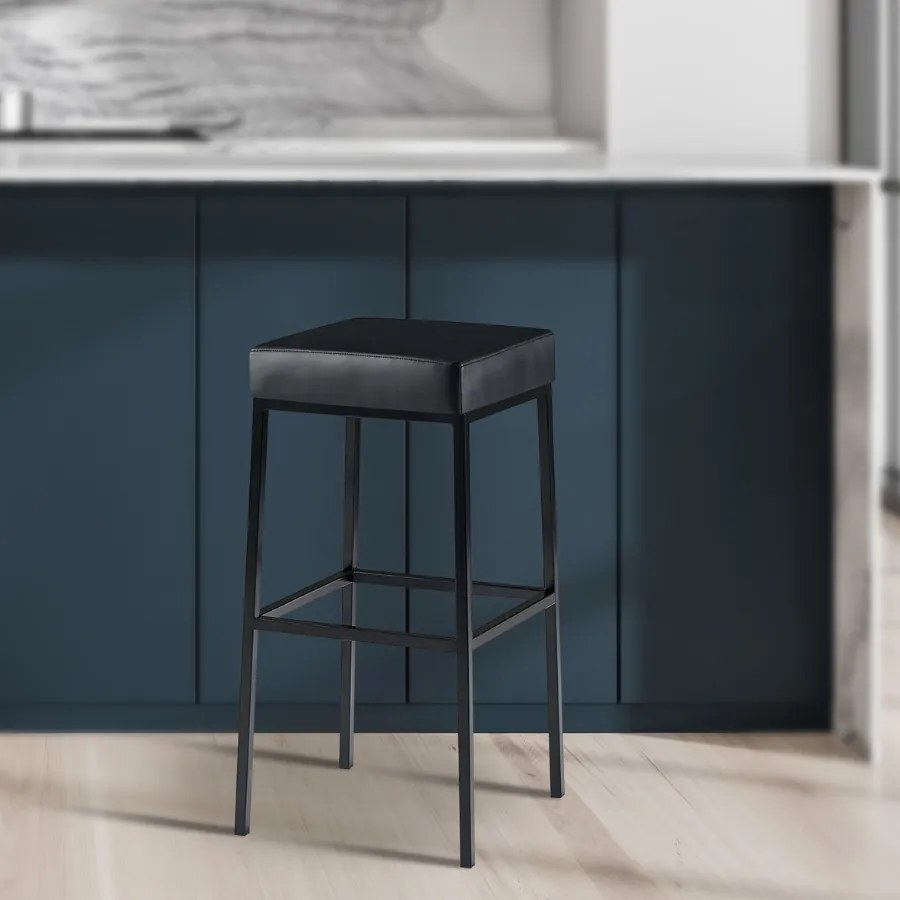 Banco de bar Montreal em couro sintético e com estrutura preta 37 x 78 x 37 cm Preto