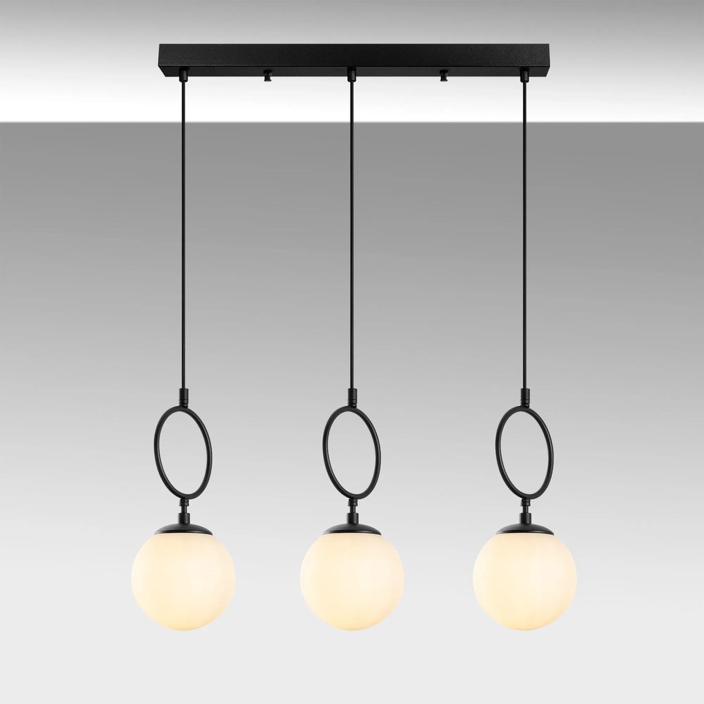Chandelier Ring – Preto – 75 cm Largura x 185 cm Altura Máx.
