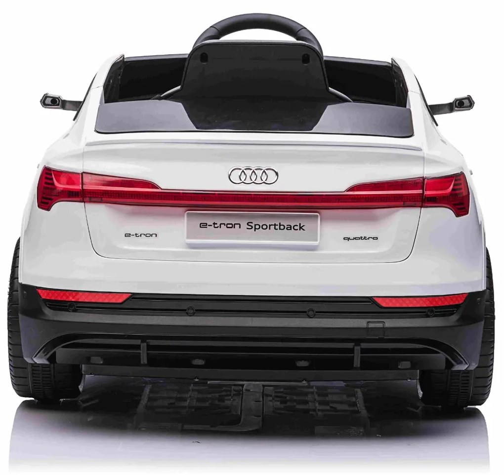 Carro elétrico para crianças Audi E-tron Sportback 12V, comando remoto 2,4 GHz, entrada USB/AUX, suspensão, bateria de lítio, luzes LED, 2 motores de