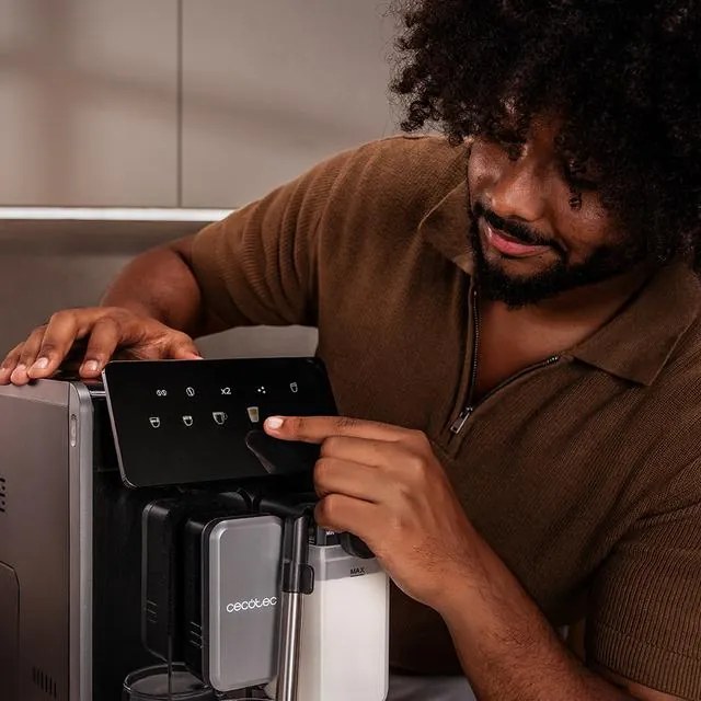 Máquina de café superautomática Cremmaet Lungo Latte
