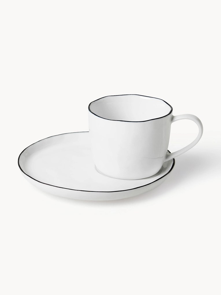 Chávena de café em porcelana artesanal com pires Salt