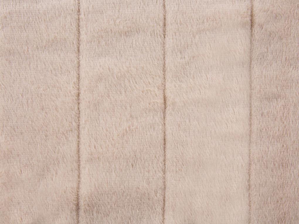 Manta rosa 150 x 200 cm SMAHRA Beliani