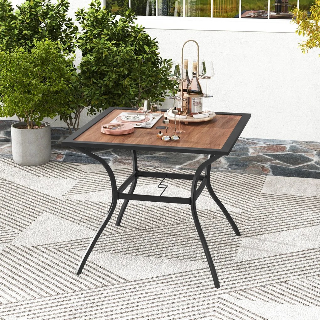 Mesa de jantar de jardim para 4 pessoas quadrada com orifício ajustável para guarda-sol e tampo de imitação madeira