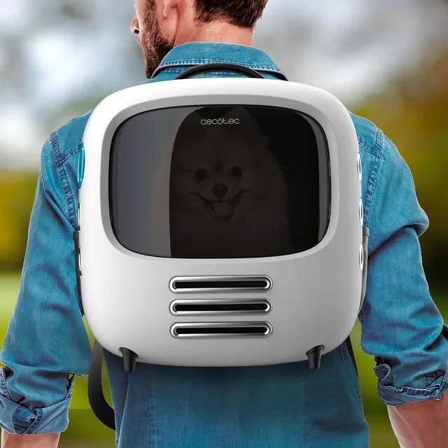 Transportadora multifuncional para animais de estimação Pumba 1800 Travel Fan com sistema de ventilação, confortável e espaçoso: 43 x 42 x 27,6 cm.