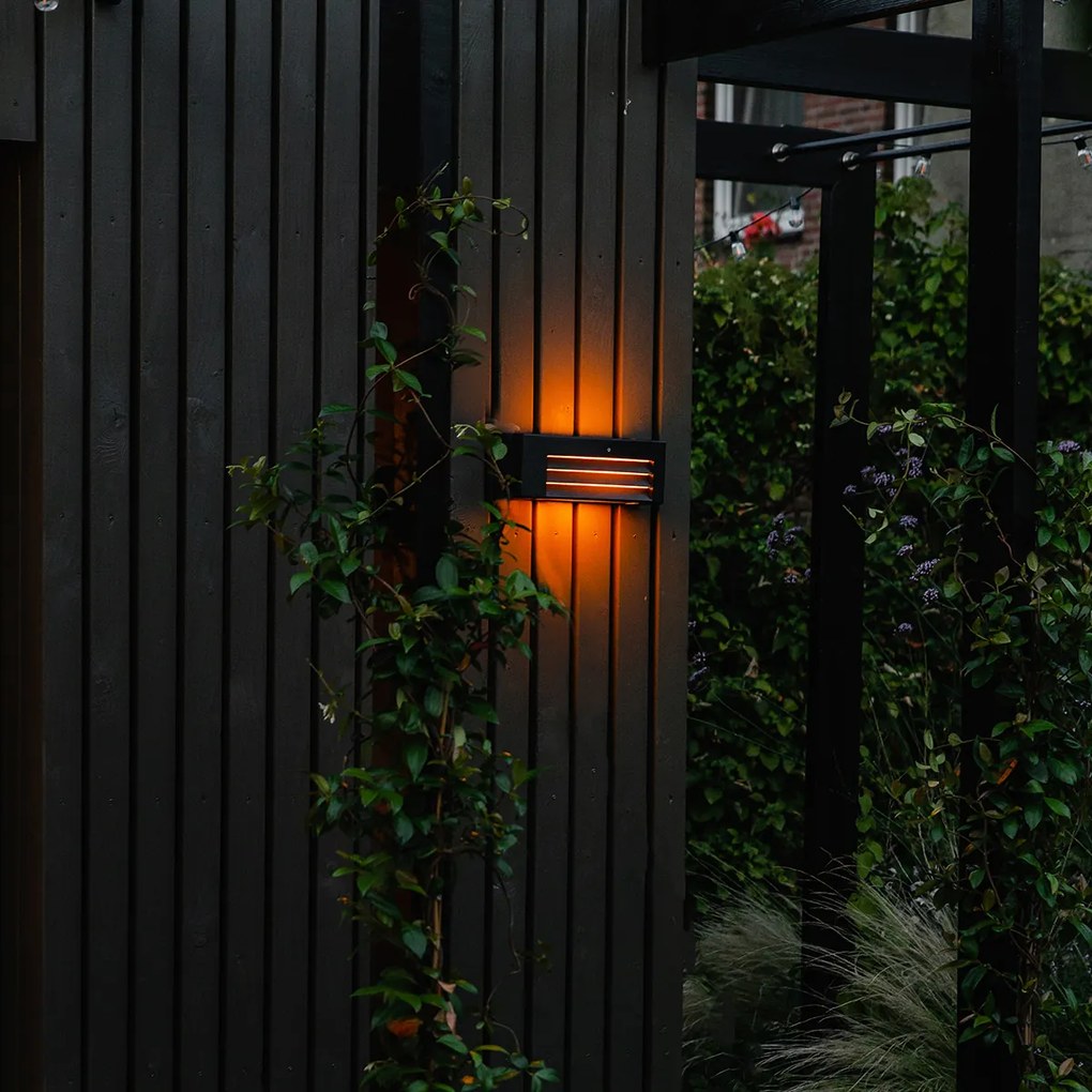 Candeeiro de parede exterior moderno preto IP44 - Hurricane 1