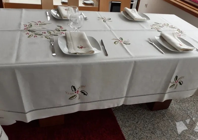 180x350 cm - Toalha de mesa de linho bordada a mão - Toalha de mesa de natal - Bordados da Lixa: Toalha de mesa bordada 180x270 cm  + 12 guardanapos 50x50 cm bordados a jogo