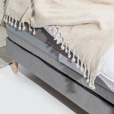 Colchão Luxury - Mola Ensacada 183 x 98 cm