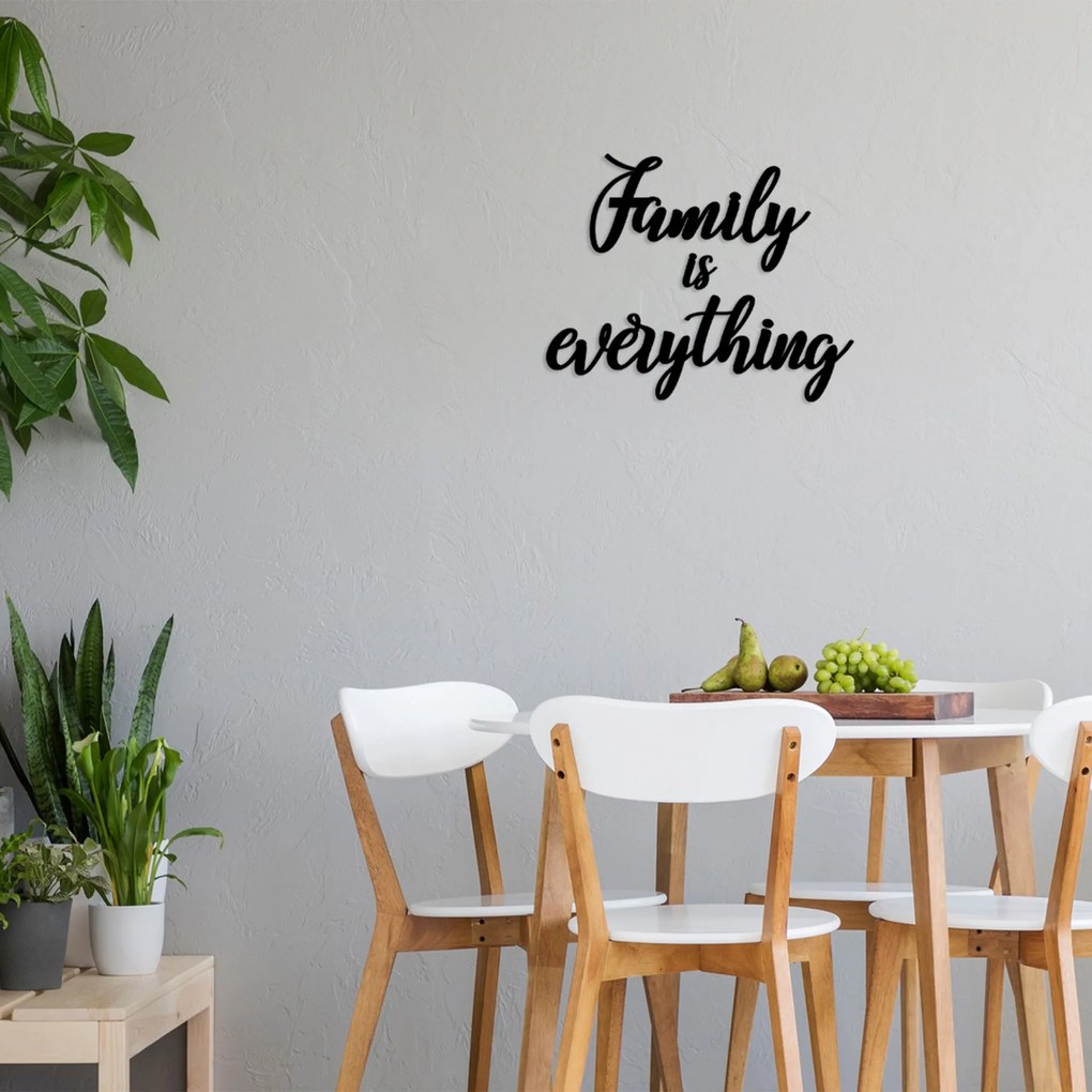 Acessório Decorativo de Parede Family Is Everything – Preto – 46 x 25