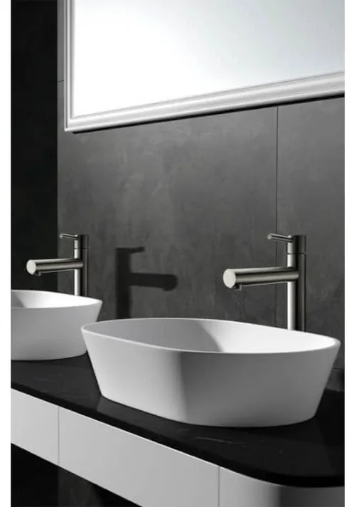 Torneira monocomando para lavatório com um design alto fabricado em aço inoxidavel Moscú