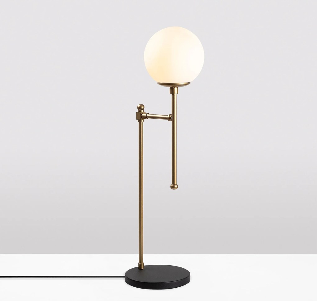 Candeeiro de Mesa Step – Dourado – 18 x 24 x 66 cm
