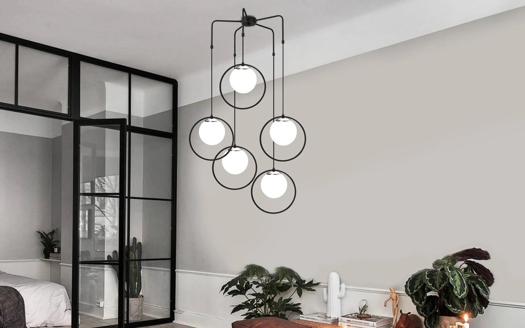 Candeeiro de Teto Dolunay – Preto e Branco – 74 cm de Diâmetro x 103 c