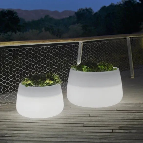 VASO REDONDO CAMELIA 80 CM COM LUZ LED RGB BATERIA RECARREGÁVEL HOTEL, CASA, JARDIM, RESTAURANTE, BAR