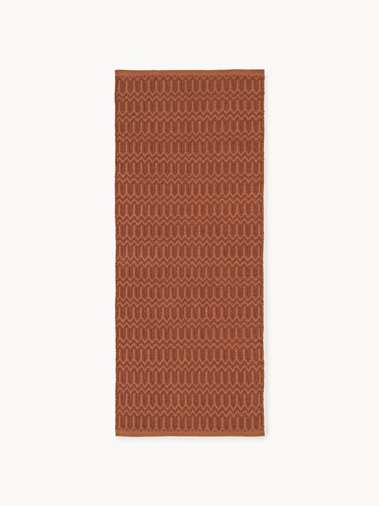 Passadeira artesanal para interior e exterior com padrão geométrico Rune