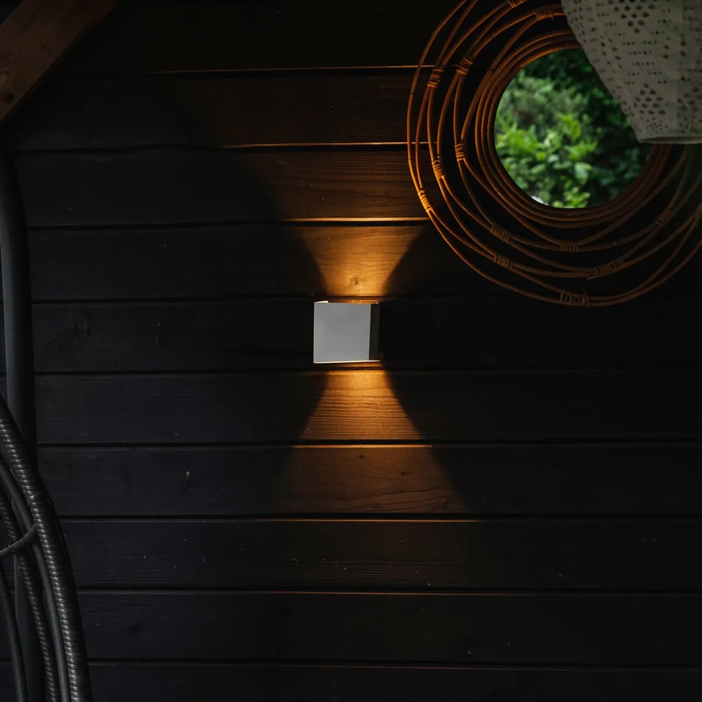 Candeeiro de parede exterior branco com LED 2 luzes IP54 - Edwin