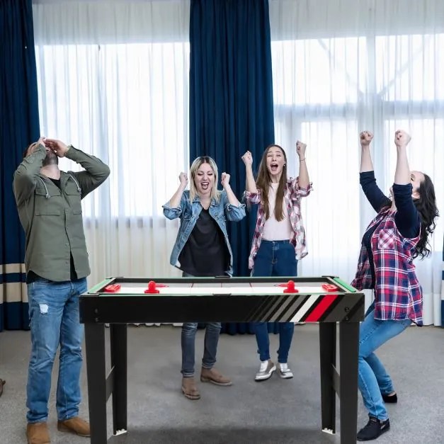 Mesa multi-jogo 4 em 1 Mesa de futebol de mesa 4 em 1 125 cm com bilhar, hóquei no ar e ténis de mesa com acessórios para salas de jogos de bar