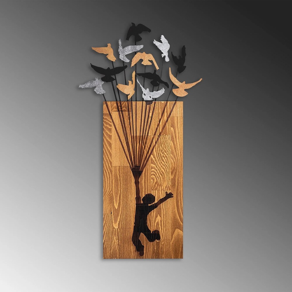 Acessório Decorativo de Parede Flying Boy – Nogueira e Preto – 45 x 86