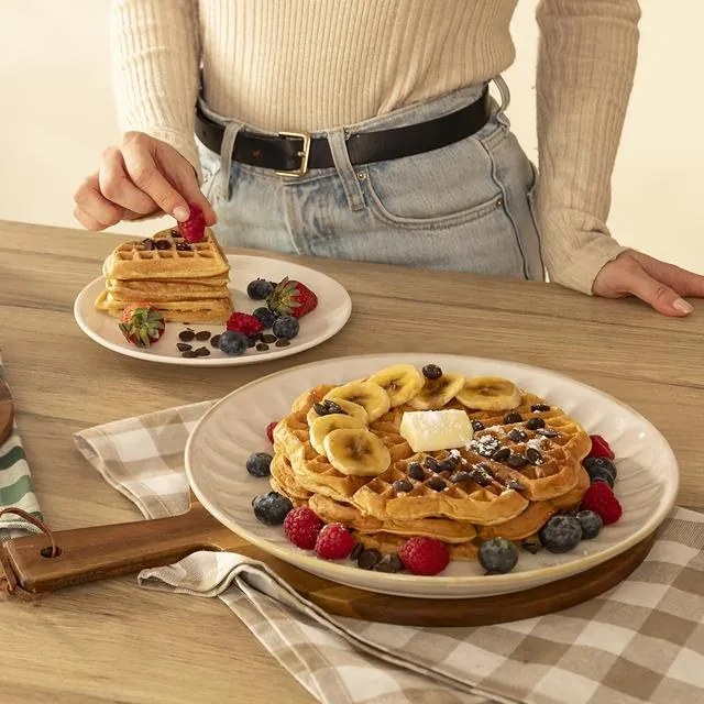 Máquina de waffles Fun Gofrestone Round de 1000 W de potência e em aço inoxidável