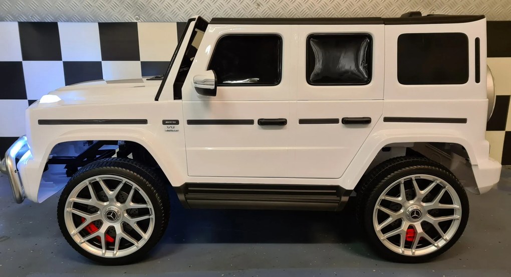 Carro infantil a bateria Mercedes G63 2 lugares 12V, Pneus Borracha, Assento couro branco