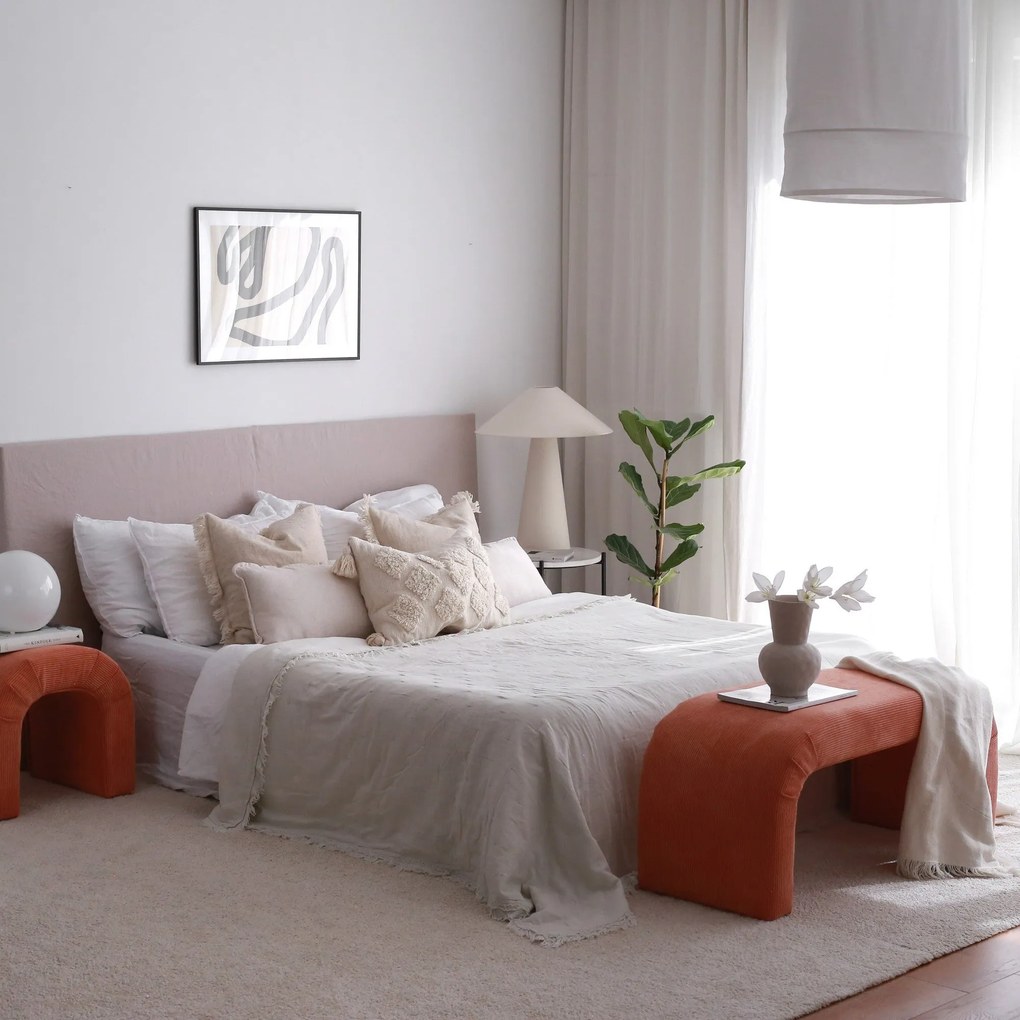 Pouffe Nu – Coral – 106 cm x 45 cm x 46 cm