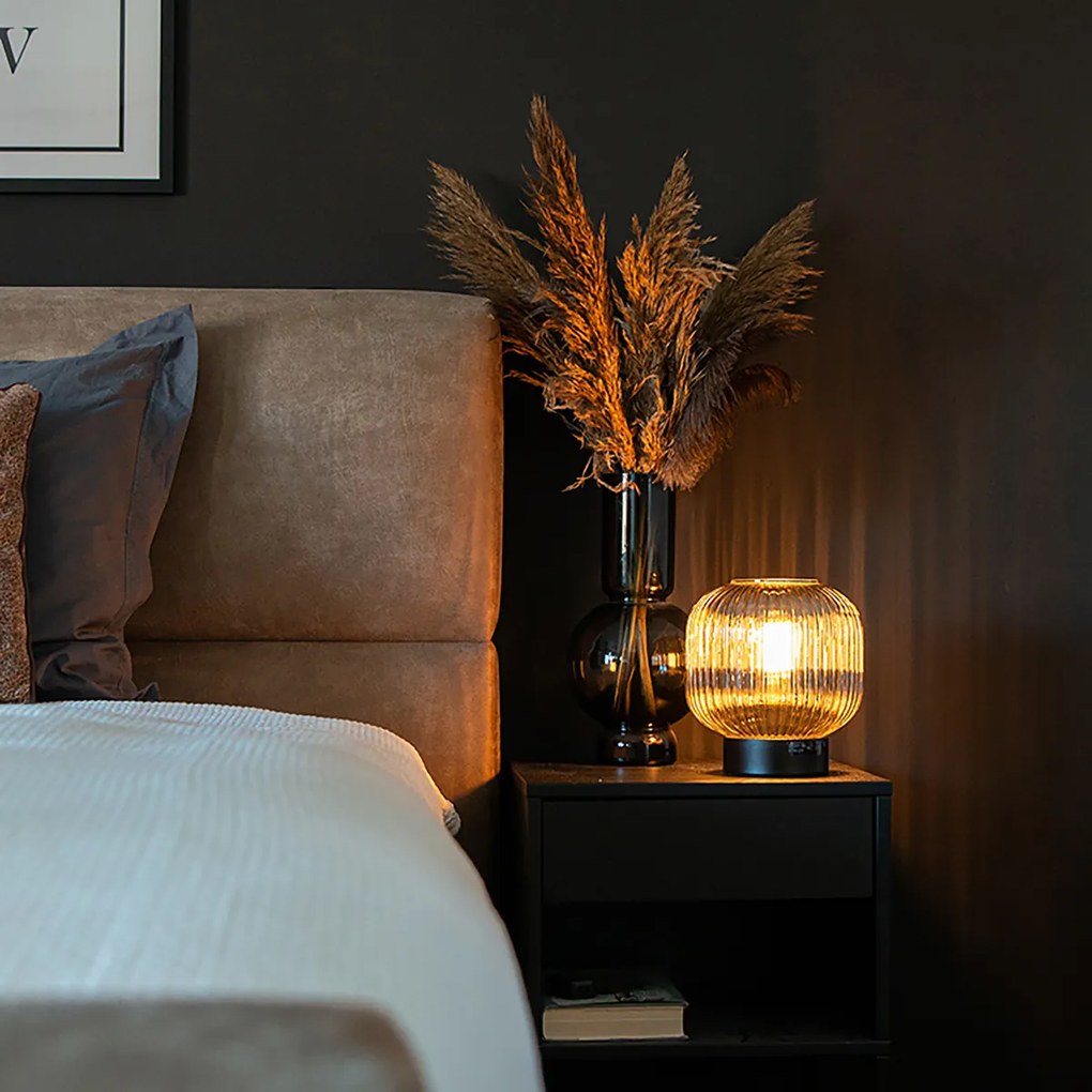 Candeeiro de mesa inteligente preto com vidro fumê incl. Wifi A60 - Karel