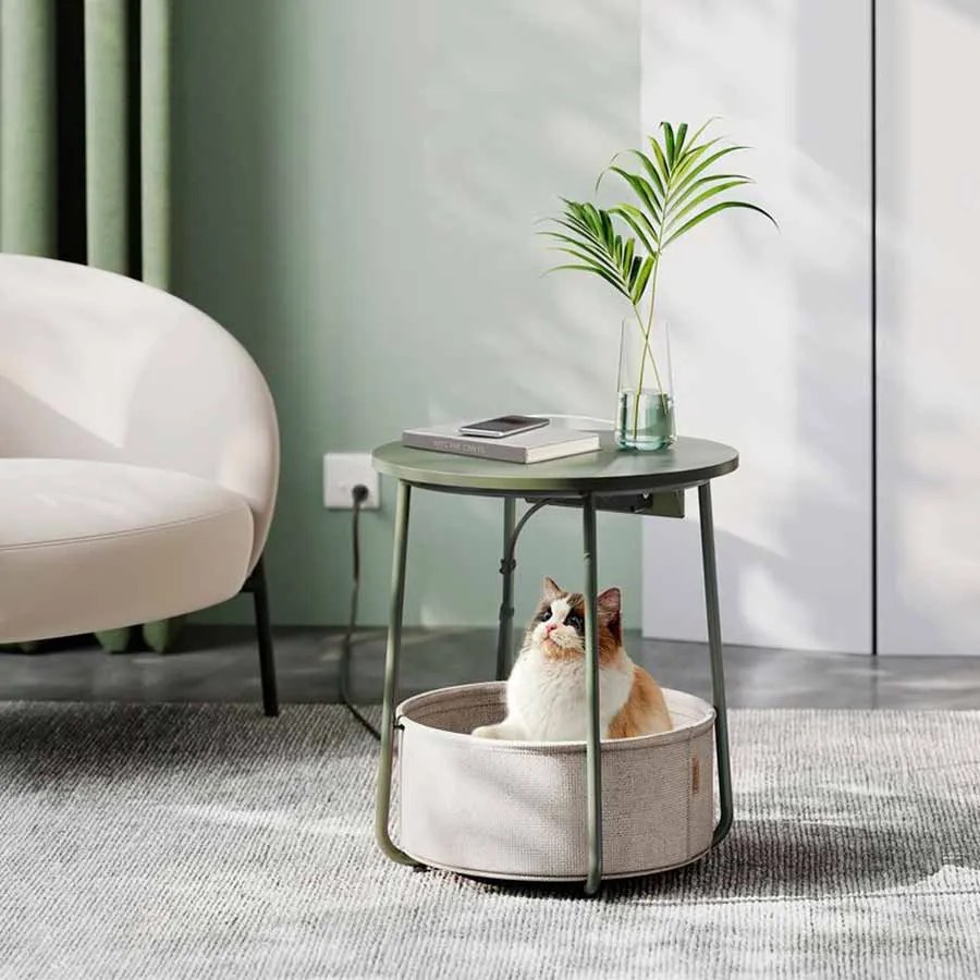 Mesa de apoio com estação de carregamento e tomada verde floresta-creme branco