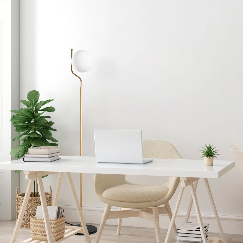 Candeeiro de Pé Tulip – Dourado – 30 x 30 x 168 cm