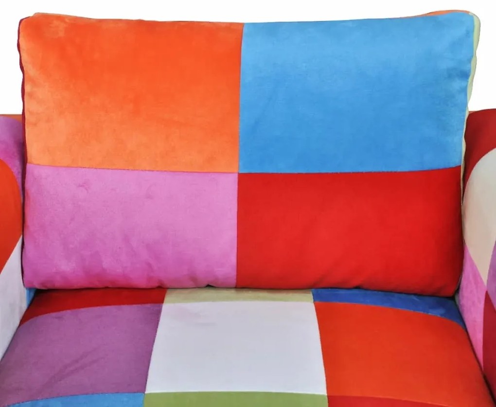Poltrona cubo com pés cromados, tecido com design de retalhos