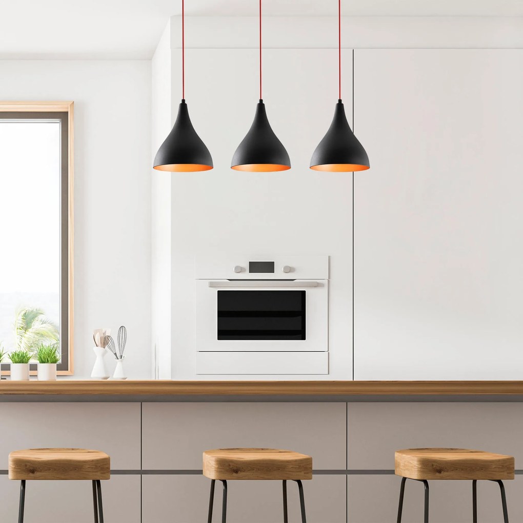 Chandelier Berceste – Preto e Vermelho – 72 x 22 cm