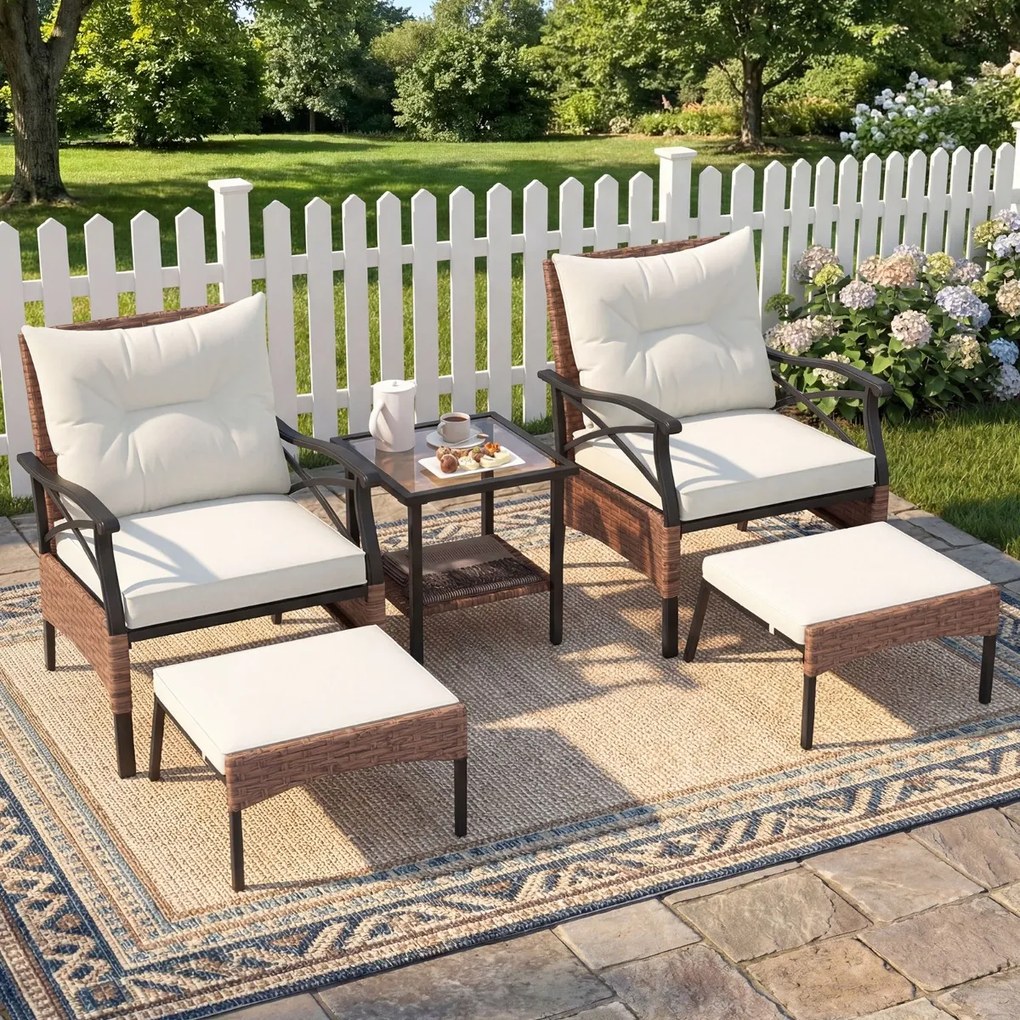 Conjunto de móveis jardim de vime de 5 peças com pufes, almofadas e mesa auxiliar de vidro temperado de 2 níveis para jardim, varanda, Castanho e Bege