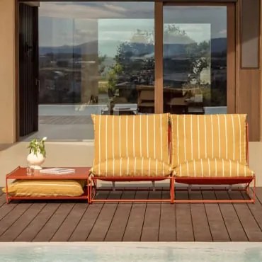 Conjunto De Jardim Com Sofá Modular De 2 Peças E Mesa Auxiliar Conversível Amaro Amarelo Mel - Vermelho Argila - Sklum