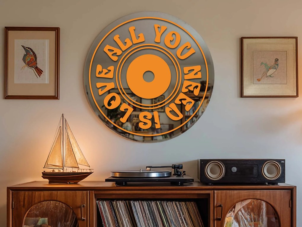 Autocolante para espelho S42 – CD- All you need is love