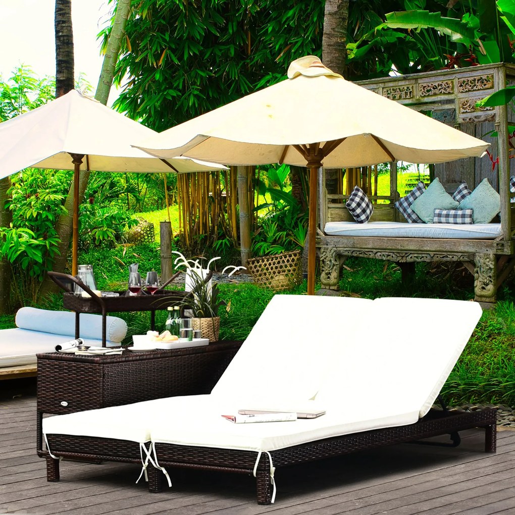 Outsunny Conjunto de Espreguiçadeiras Exterior de Vime 2 Lugares com Almofadas Acolchoadas Resistente à Água com Encosto Ajustável em 5 Níveis Suporta 220kg 195x120x28cm Marrom e Branco Creme