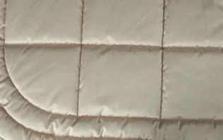 COLCHA EDREDOM - COLCHA VITORIA COM ALMOFADAS DECORATIVAS 45x60 CM: Cinzento 1 Capa almofada 45x60 cm a jogo