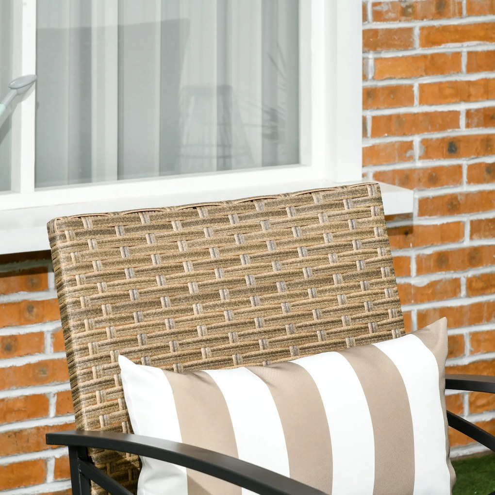Outsunny Conjunto de Poltronas e Mesa de Centro de Vime 3 Peças Conjunto de Móveis de Vime com Almofadas Acolchoadas e Estrutura de Aço para Varanda Pátio 46x46x48cm e 59x71x80cm Marrom Claro