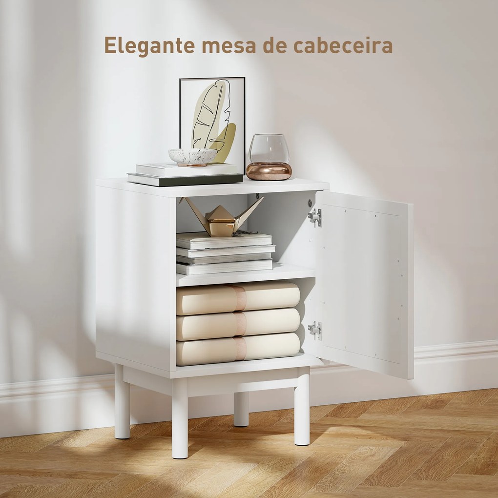 Mesa de Cabeceira com Porta de Vime Prateleira Ajustável e Pés de Madeira Estilo Boémio Mesa Auxiliar 40x35x58 cm Branco