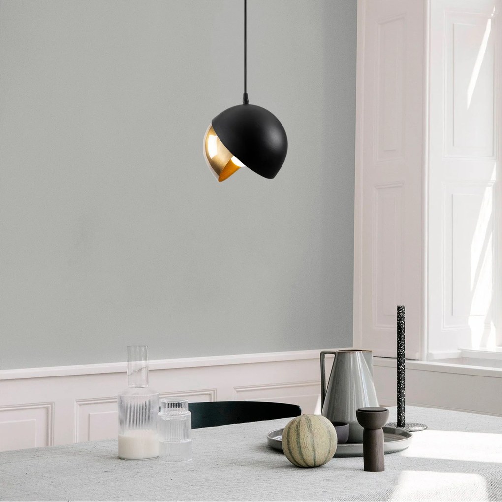 Chandelier Berceste – Preto e Dourado – Diâmetro 20 cm x Altura 114 cm