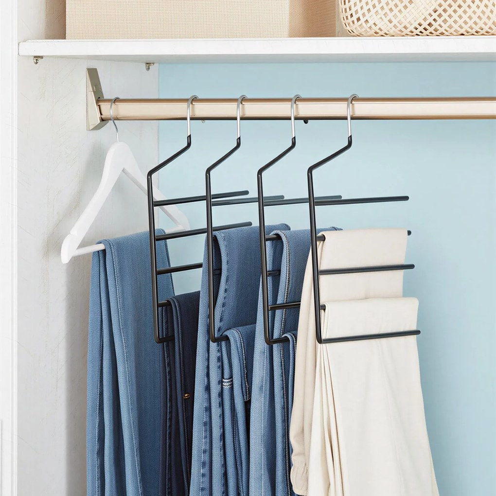 Conjunto de 4 cabides para roupas 32 x 0,5 x 35 cm pretos