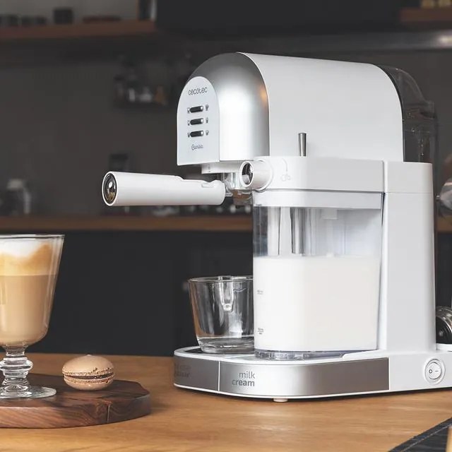 Máquina de café expresso e cápsulas semi automática Instant-ccino 20 Chic Serie Bianca