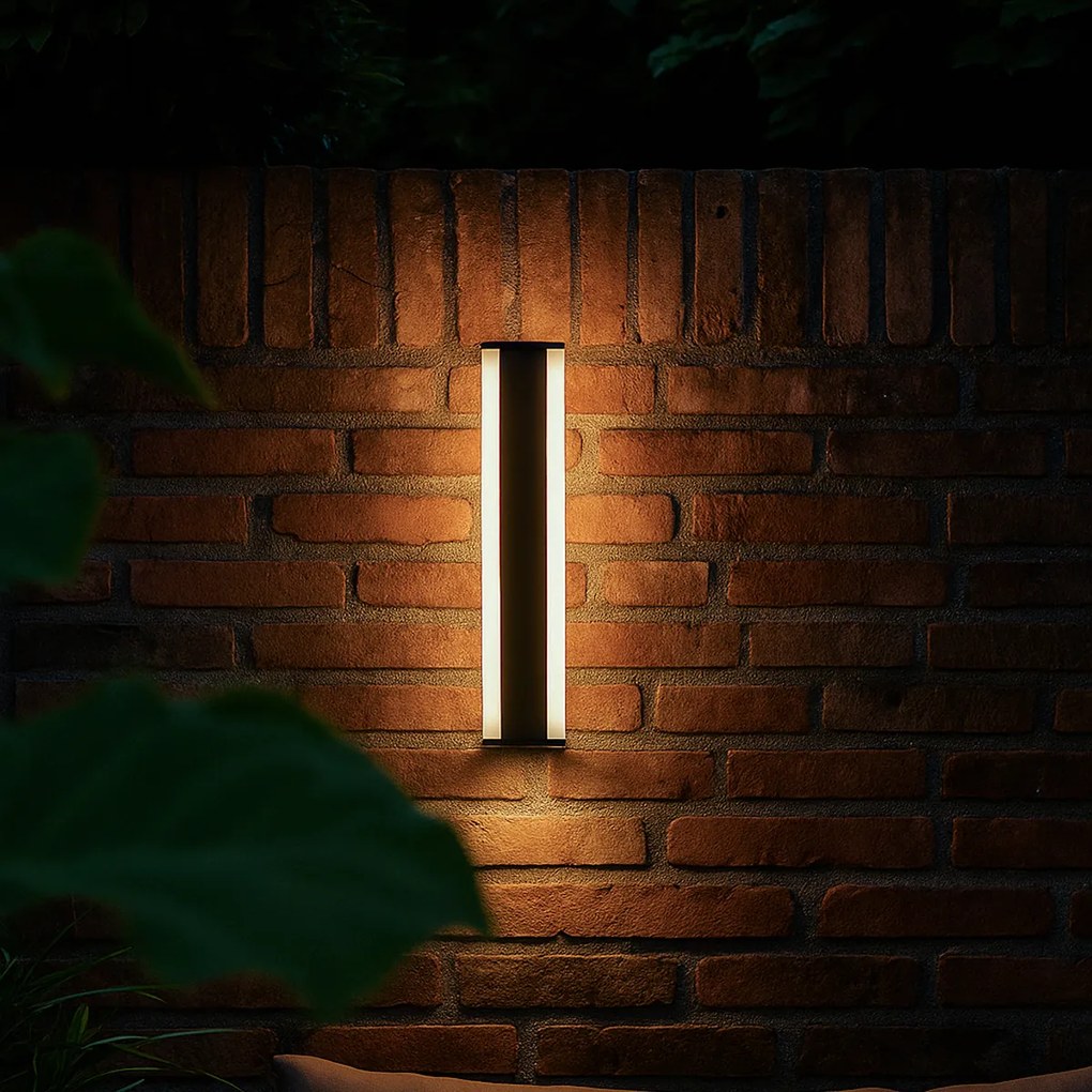 Candeeiro de Parede Moderno Preto CCT 60cm Com LED IP54 - Vanya