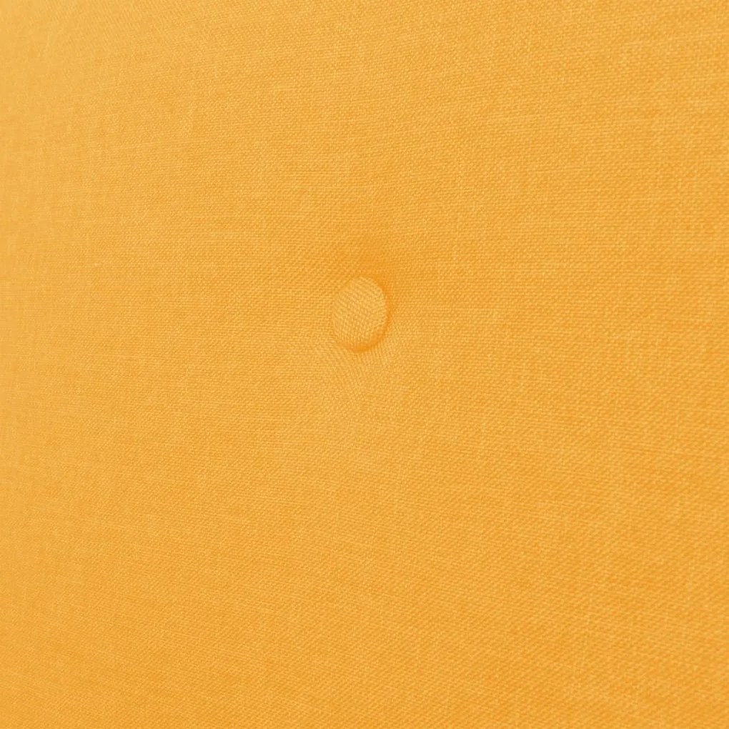Poltrona em tecido amarelo
