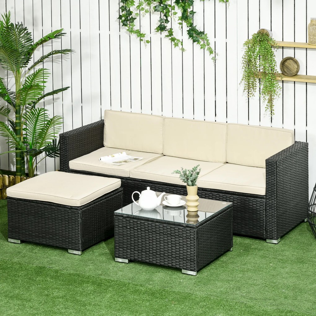 Outsunny Conjunto de Móveis de Vime de Jardim 3 Peças Conjunto de Móveis de Vime Exterior Sofá de 3 Lugares com Almofadas Acolchoadas Mesa de Centro com Bancada de Vidro Temperado e Banco Preto e Bege